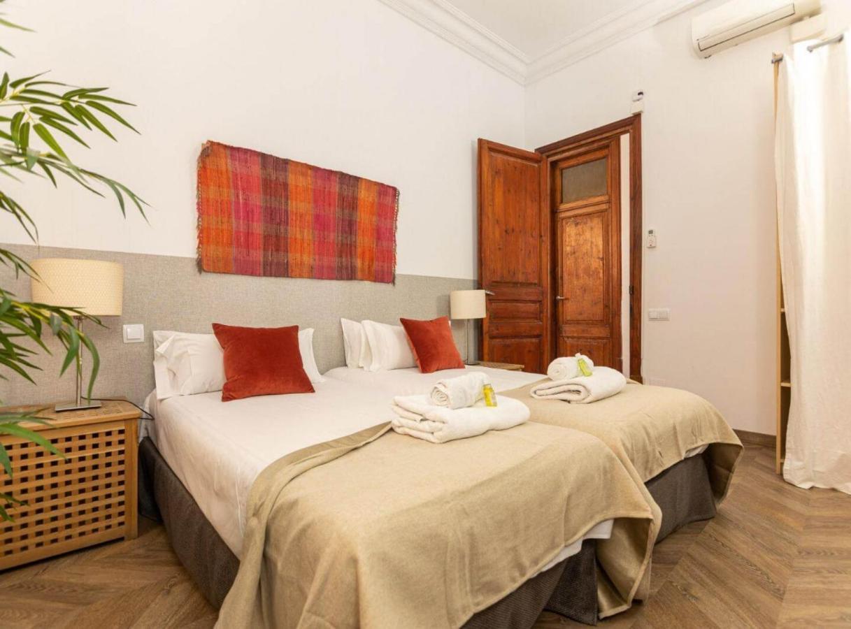 Great Spacious Apartment In The Gothic Quarter Barcelona Bagian luar foto