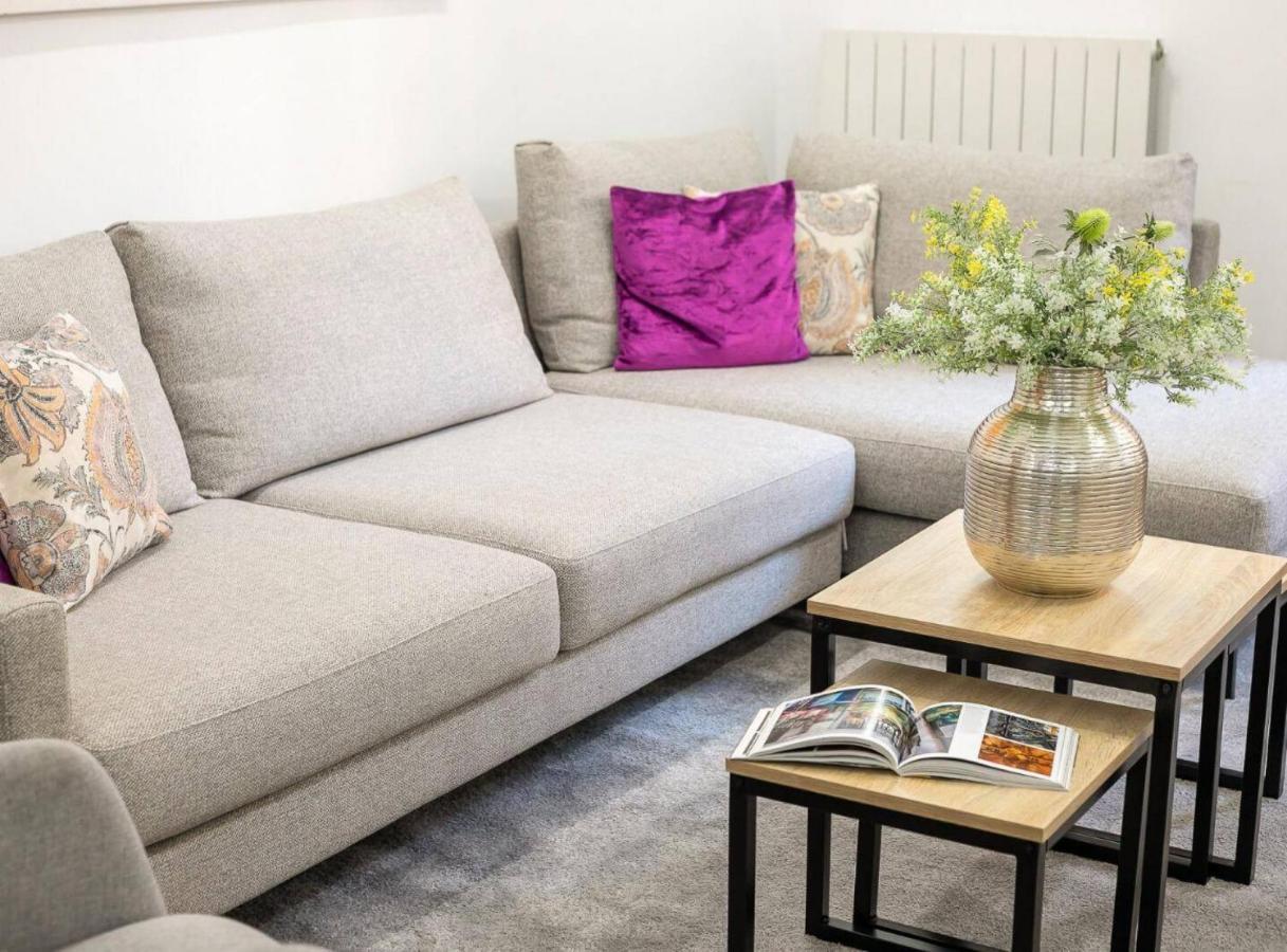 Great Spacious Apartment In The Gothic Quarter Barcelona Bagian luar foto