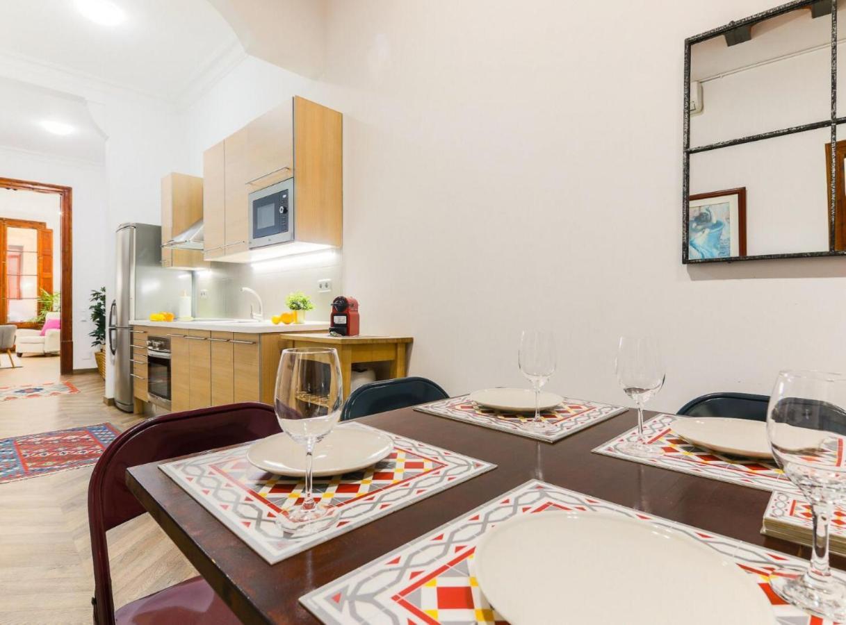 Great Spacious Apartment In The Gothic Quarter Barcelona Bagian luar foto