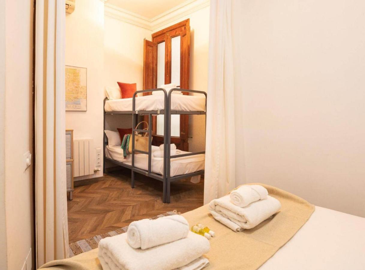 Great Spacious Apartment In The Gothic Quarter Barcelona Bagian luar foto