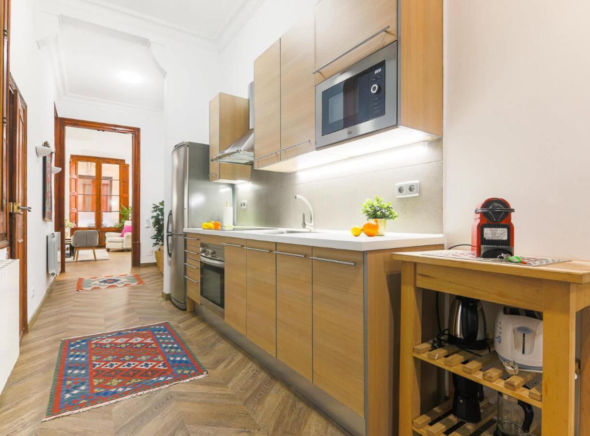 Great Spacious Apartment In The Gothic Quarter Barcelona Bagian luar foto