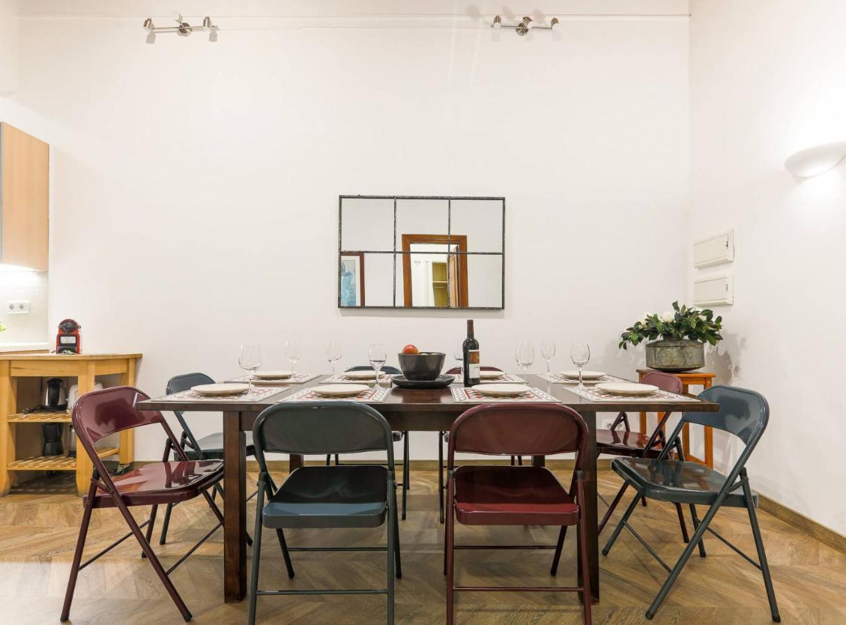 Great Spacious Apartment In The Gothic Quarter Barcelona Bagian luar foto